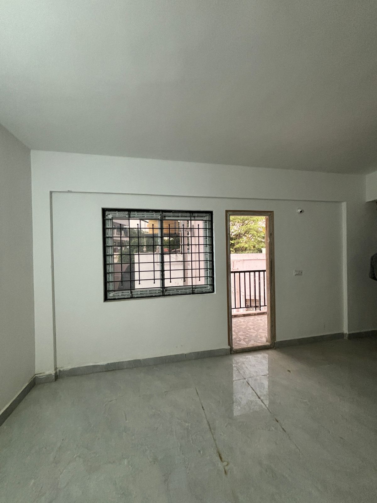 Ready-to-Move Luxury 3 BHKs – Great Value, Great Location