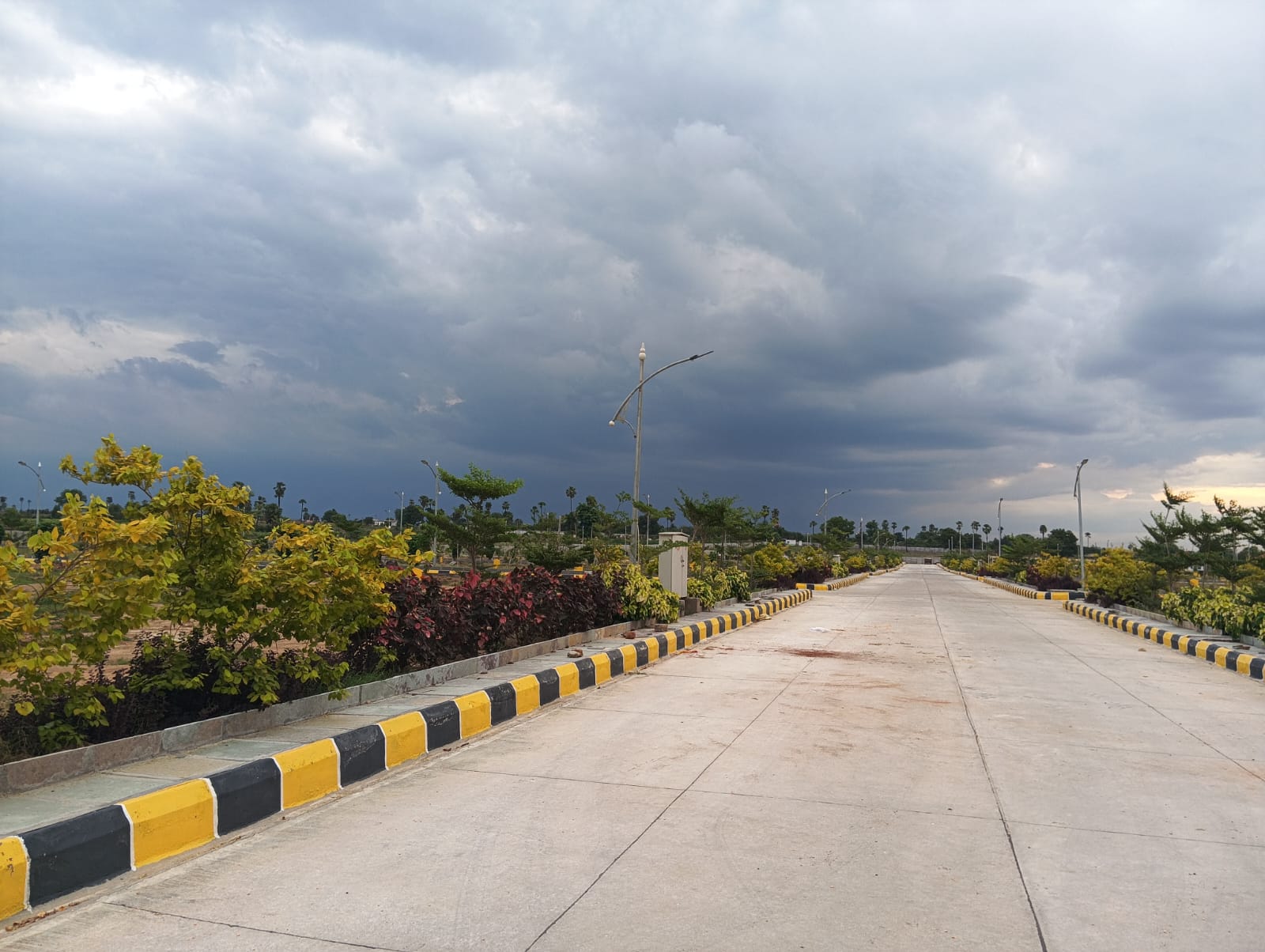 Open plots for investment in Hyderabad near ORR - Bangalore highway 9701498367