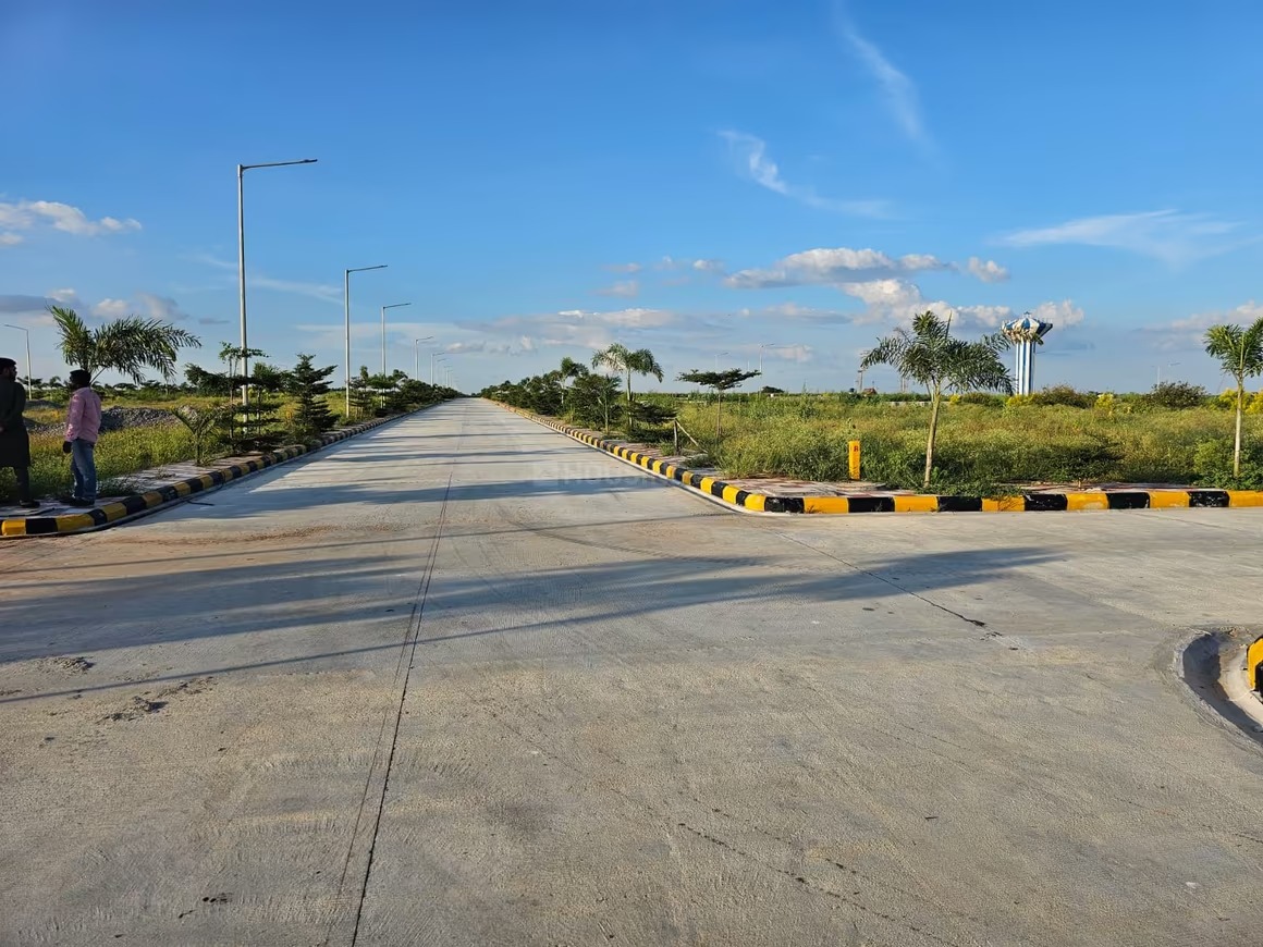 Akshita Visionary City - HMDA Approved plots for sale in Maheshwaram - Srisailam Highway - Hyderabad - 9000237743