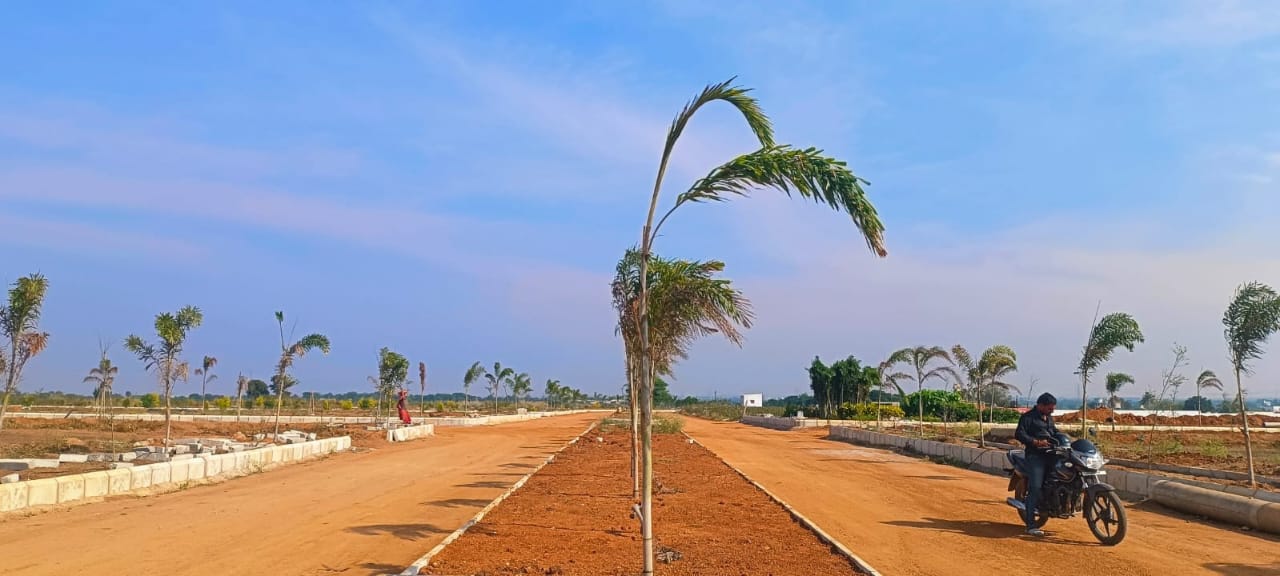 Akshita golden breeze4 open plots with clubhouse at Maheshwaram hyderabad 9063059427