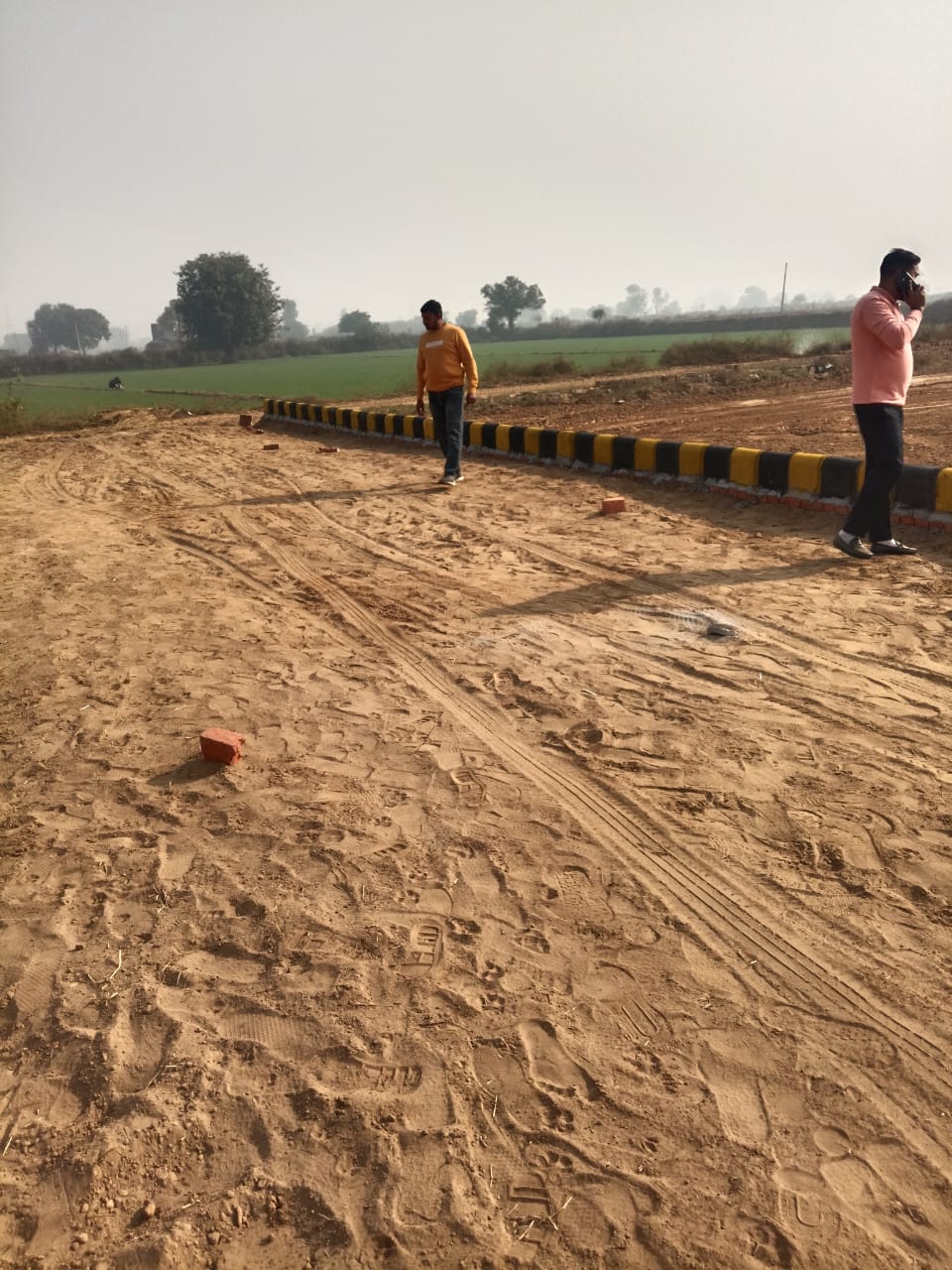 100 Gaj Plot In Near Jewar Inter National Airport