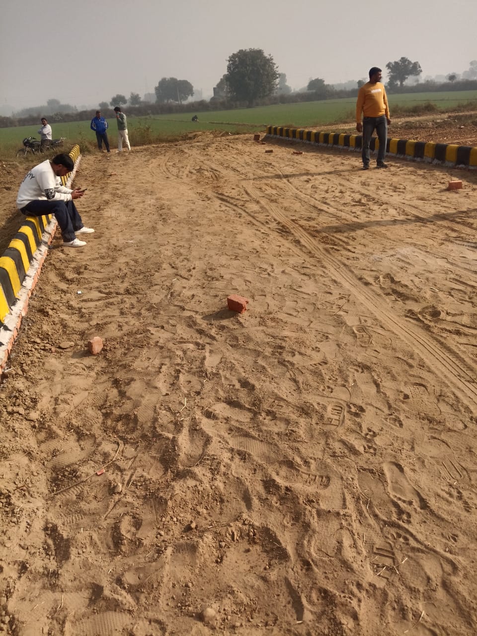 100 Gaj Plot In Near Jewar Inter National Airport