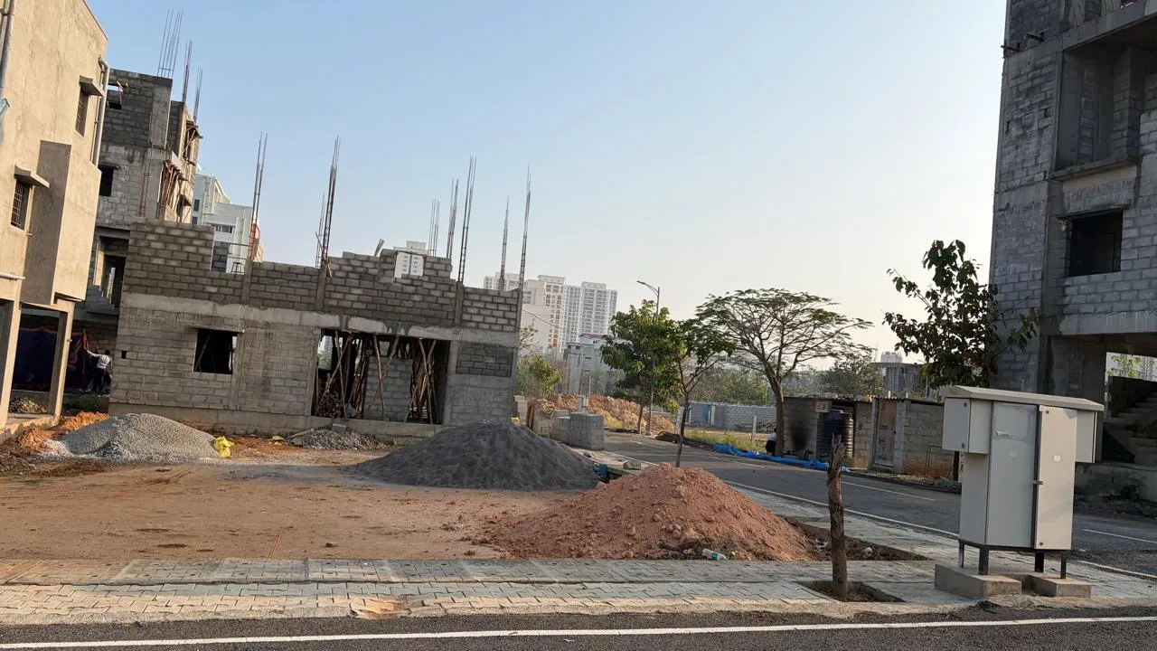 BBMP A Khata plot for sale 1200sqft at 1.8cr