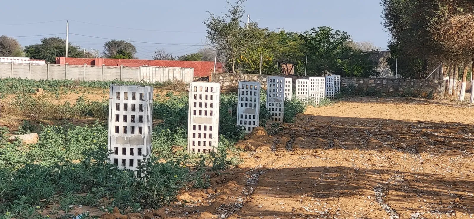 💥 सिर्फ ₹ 6,500 वर्ग गज से 800 गज फार्महाउस प्लॉट, पहाड़िया विलेज, रेनवाल पहाड़िया रोड