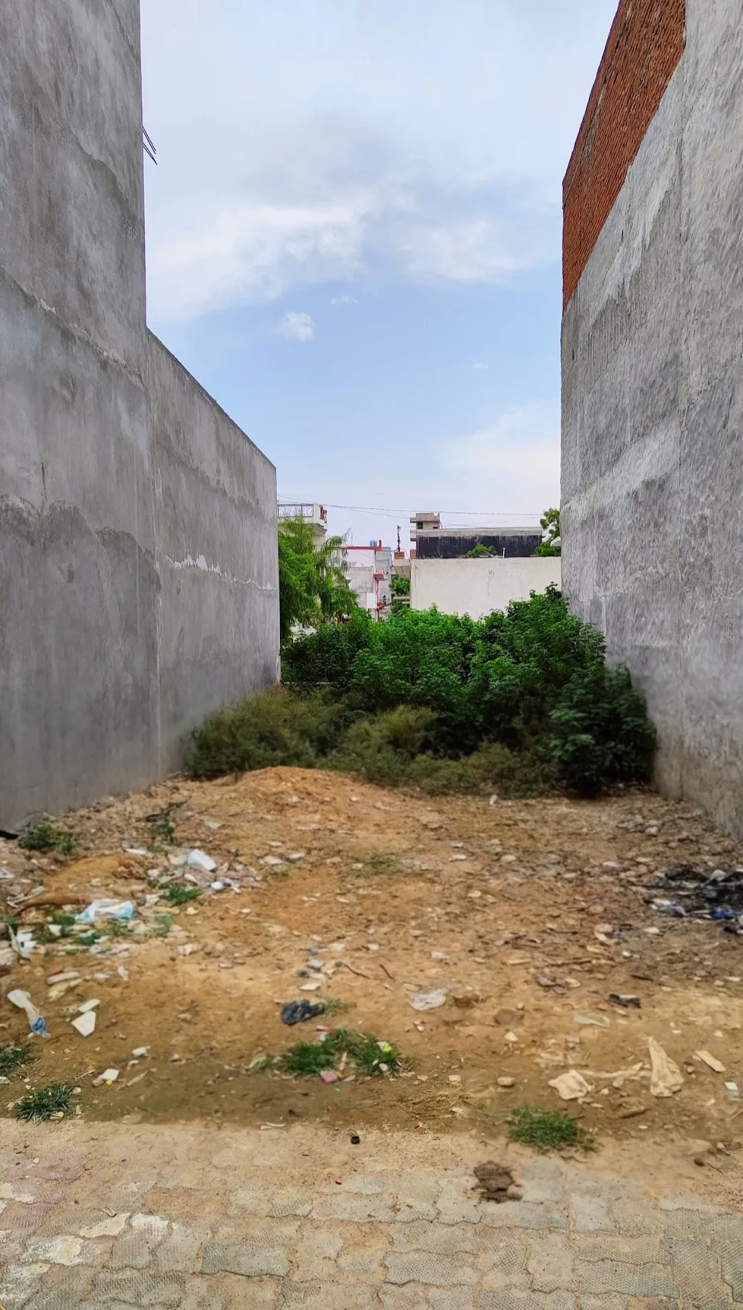 1000 Sq Ft Plot for sale near IIM Road, Lucknow. (Raipur locality) (OWNER)