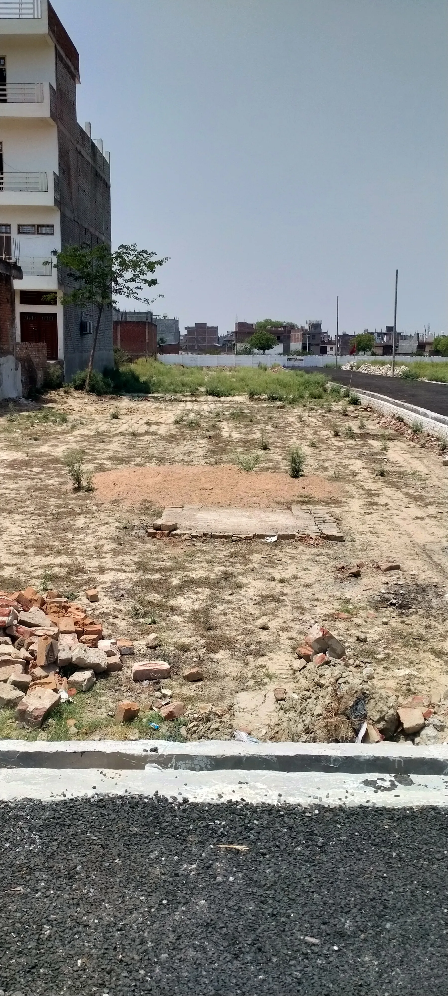 100 gaj plot sale in Akbarpur 