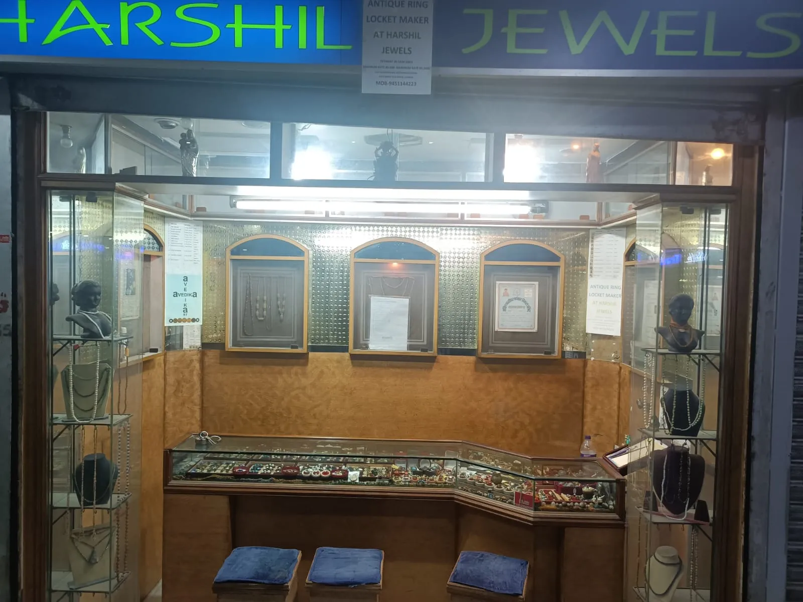 Prime Commercial Opportunity in Hazratganj, Lucknow: G35 Tej Kumar Plaza