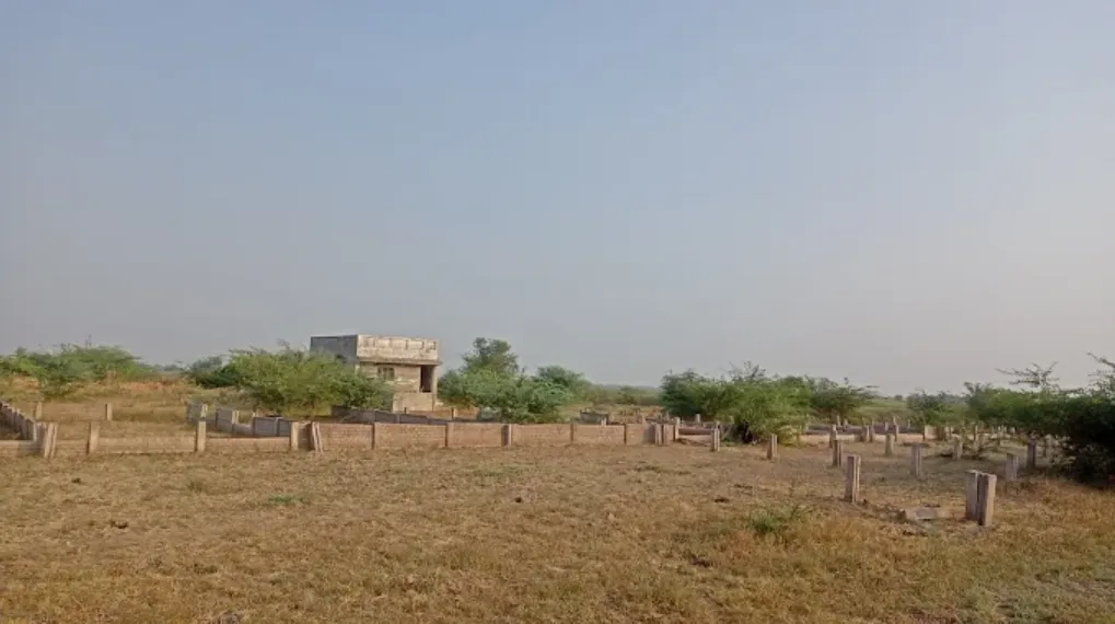 Plot for Sale (1449 Sq Ft/161 Sq Mt) in Shiyal Village, Bagodara, Ahmedabad (Nr. Ahmedabad Film City/Nr. Nalsarovar)