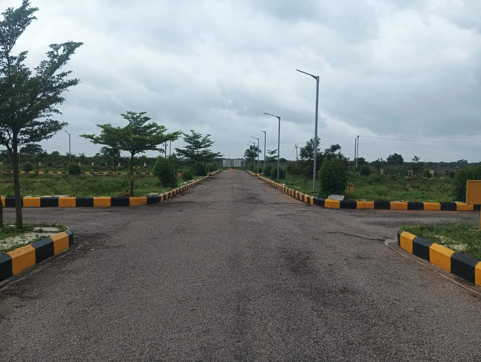 192 sq yd HMDA plots for sale in Tukkuguda - Hyderabad inside ORR 9701498367
