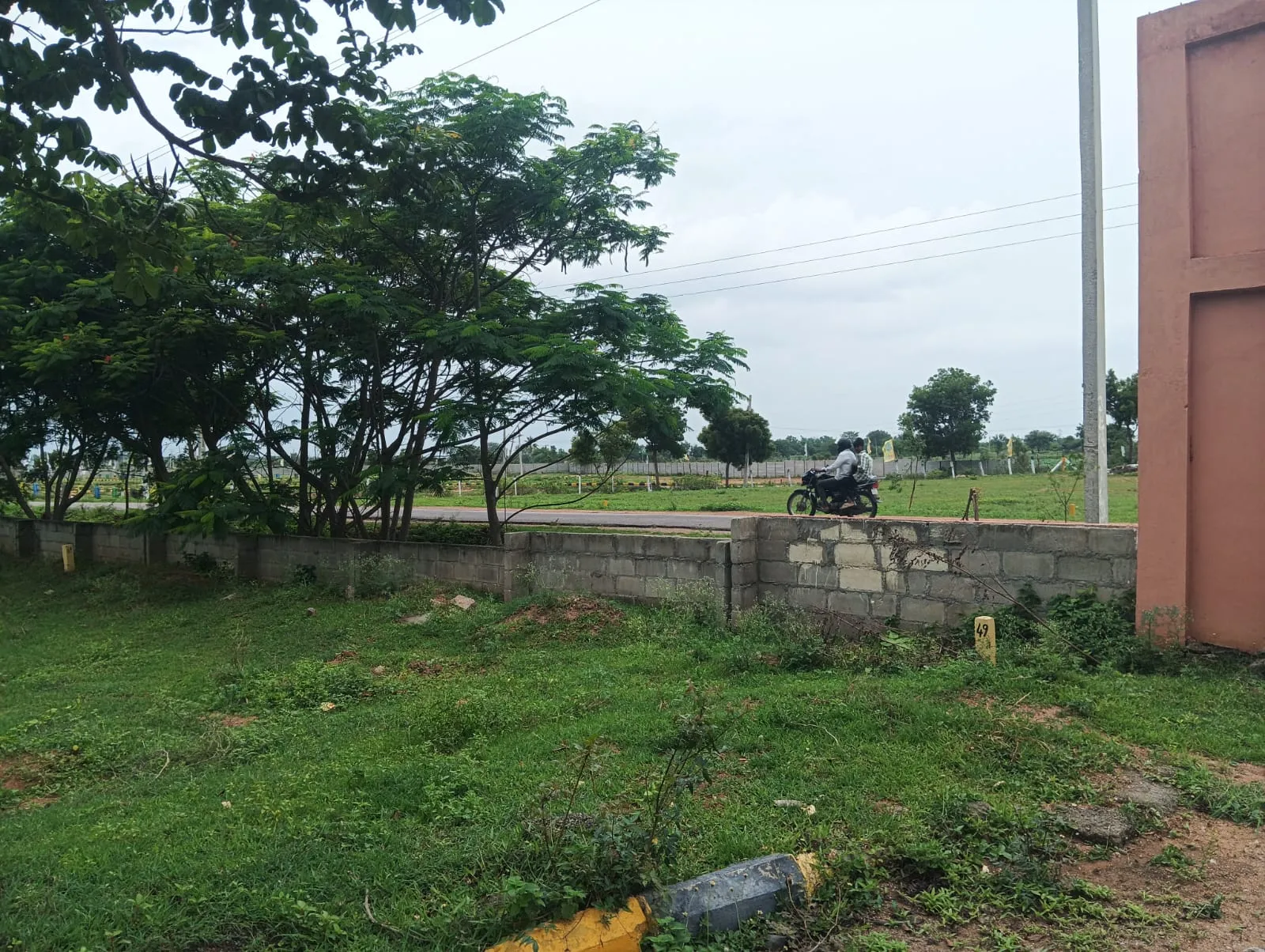 CBC Lorvenplatina DTCP plots at Nandiwanaparthy Hyderabad near Futurecity FCDA Office 9701498367