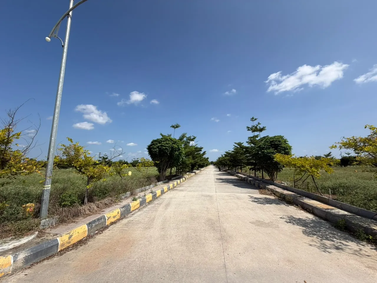 Plots for investment in Hyderabad near Statue of equality and Shamshabad airport 9701498367