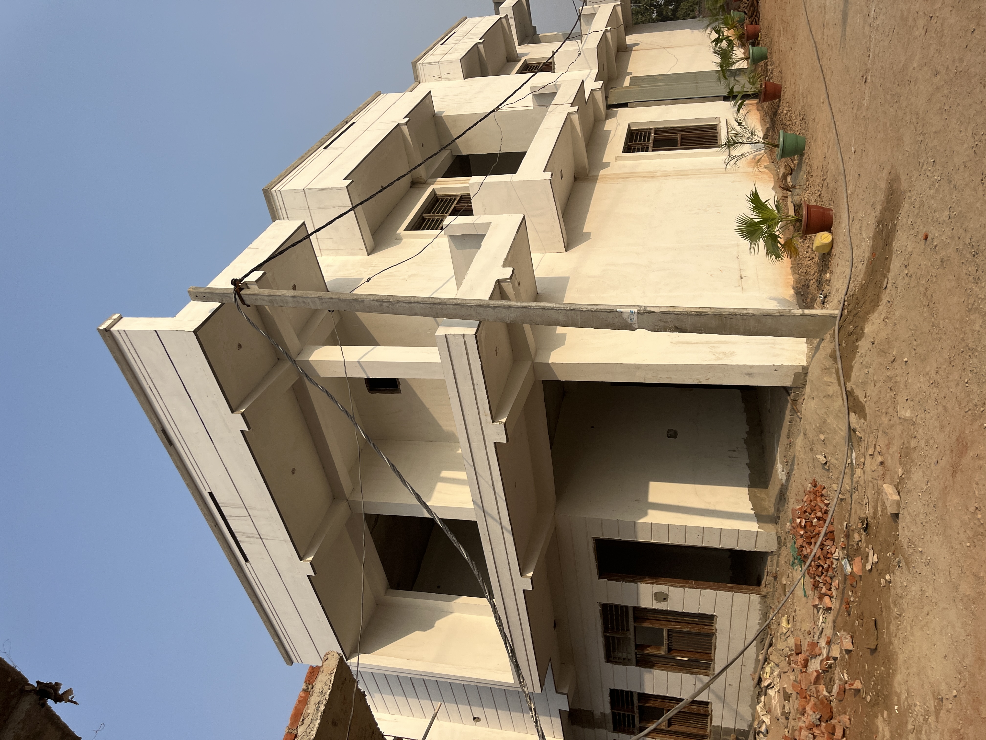 3BHK Duplex Villa In Neelkanth Villa, For Sale In Sadullapur in Greater-noida
