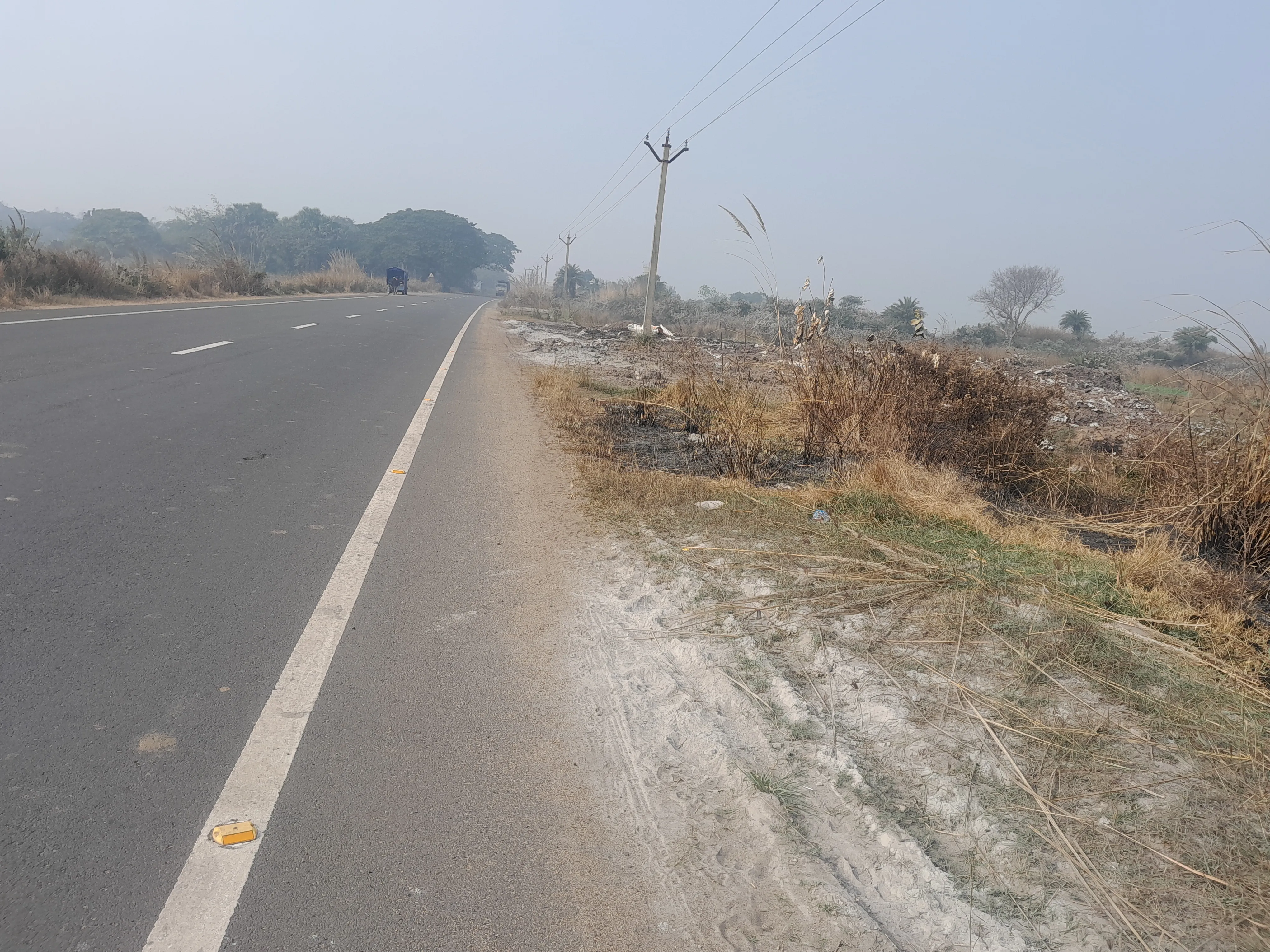 Land for Sale in Bankura, Prime 100 Bigha State Highway Front Property in Barjora