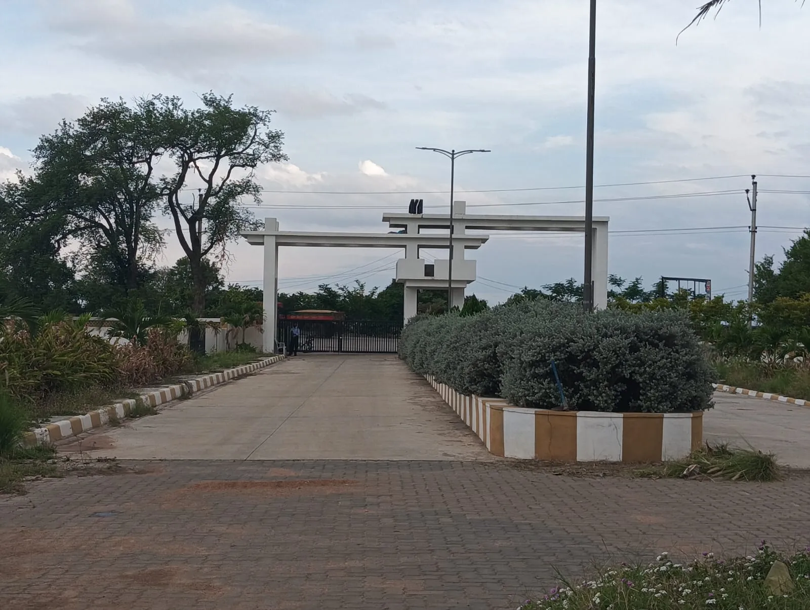 HMDA approved plots near ORR, Bangalore highway Hyderabad 9701498367